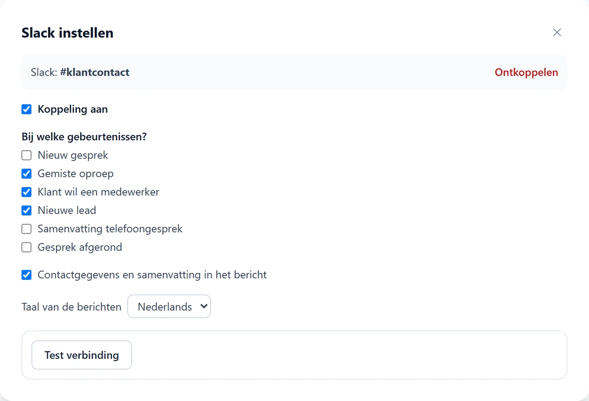 De wizard Slack instellen, verbonden met het kanaal #klantcontact, met gebeurtenissen zoals Gemiste oproep, Klant wil een medewerker en Nieuwe lead.