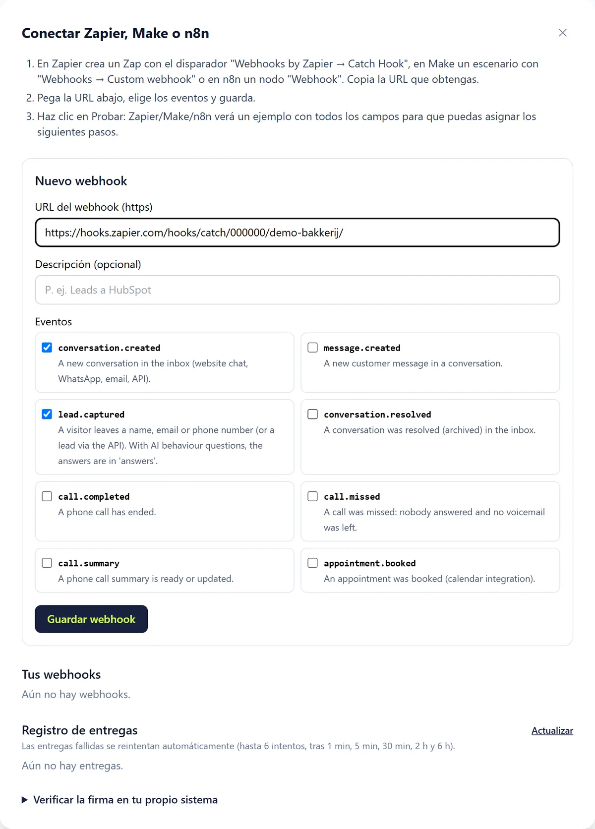 El formulario Nuevo webhook con una URL de Zapier de ejemplo y los eventos conversation.created y lead.captured marcados.
