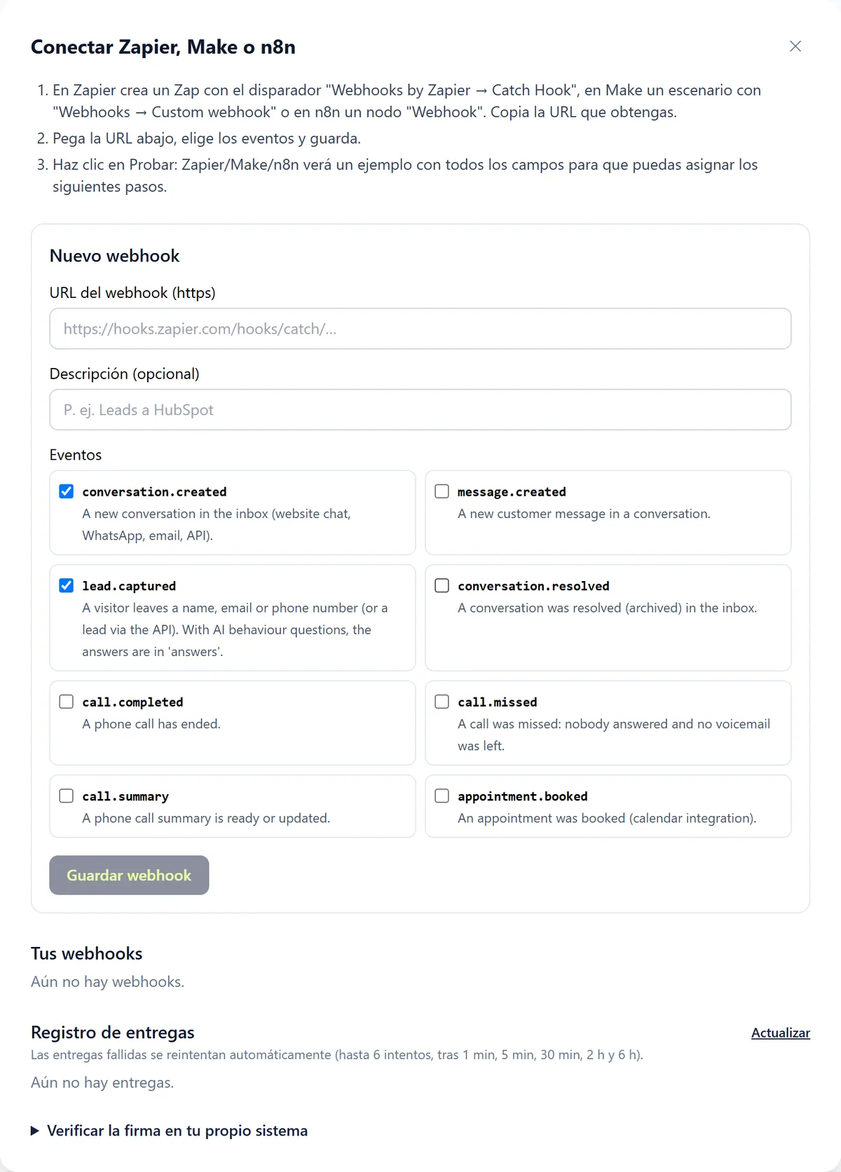 El asistente Conectar Zapier, Make o n8n con instrucciones en tres pasos, el formulario Nuevo webhook y la lista Tus webhooks.